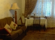 Satılır 3 otaqlı 70 m2 köhnə tikili İnşaatçılar m.