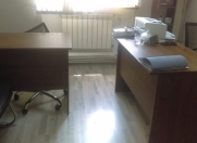 İcarəyə verilir 1 otaqlı 17 m2 ofis Elmlər Akademiyası m.