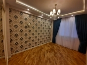 Satılır 2 otaqlı 70 m2 yeni tikili Qara Qarayev m.