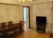 İcarəyə verilir 4 otaqlı 110 m2 köhnə tikili Yasamal r.