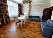 İcarəyə verilir 3 otaqlı 109 m2 yeni tikili 28 May m.