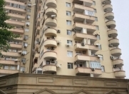 İcarəyə verilir 3 otaqlı 130 m2 yeni tikili İçəri Şəhər m.