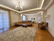 İcarəyə verilir 4 otaqlı 325 m2 yeni tikili Şah İsmayıl Xətai m.