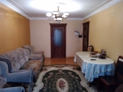 Satılır 3 otaqlı 80 m2 köhnə tikili İnşaatçılar m.