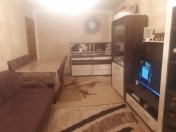 Satılır 2 otaqlı 50 m2 köhnə tikili 8 km