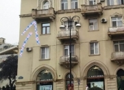Satılır 2 otaqlı 60 m2 köhnə tikili Elmlər Akademiyası m.