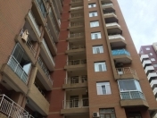 İcarəyə verilir 3 otaqlı 120 m2 yeni tikili Xətai r.