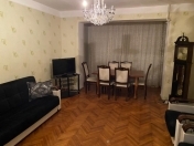 İcarəyə verilir 3 otaqlı 90 m2 həyət evi Nizami m.