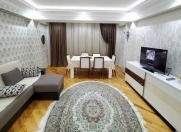 Satılır 3 otaqlı 108 m2 yeni tikili Sevinc k/t