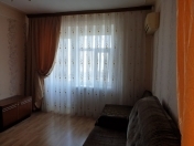 İcarəyə verilir 1 otaqlı 35 m2 köhnə tikili Bayıl