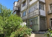 Satılır 2 otaqlı 50 m2 köhnə tikili İnşaatçılar m.