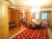 İcarəyə verilir 3 otaqlı 80 m2 köhnə tikili Elmlər Akademiyası m.