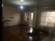 Satılır 5 otaqlı 120 m2 köhnə tikili İnşaatçılar m.