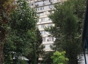 Satılır 5 otaqlı 190 m2 köhnə tikili Yasamal parkı