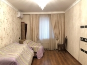 Satılır 2 otaqlı 52 m2 köhnə tikili Yasamal r.