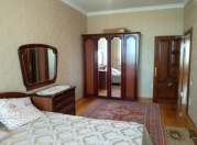 İcarəyə verilir 3 otaqlı 130 m2 yeni tikili 4 mkr