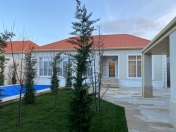 Satılır 4 otaqlı 170 m2 bağ evi Mərdəkan