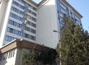 İcarəyə verilir 1 otaqlı 60 m2 köhnə tikili Elmlər Akademiyası m.