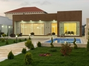 Satılır 4 otaqlı 190 m2 bağ evi Mərdəkan
