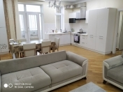 İcarəyə verilir 3 otaqlı 120 m2 yeni tikili Elmlər Akademiyası m.