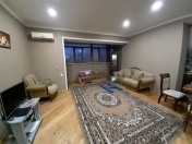 İcarəyə verilir 3 otaqlı 150 m2 yeni tikili Bakı