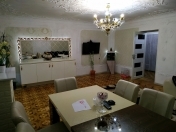 Satılır 4 otaqlı 80 m2 köhnə tikili Ayna Sultanova heykəli