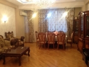 İcarəyə verilir 3 otaqlı 140 m2 yeni tikili Şah İsmayıl Xətai m.