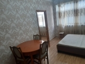 Satılır 1 otaqlı 32 m2 köhnə tikili 5 mkr