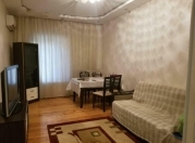 İcarəyə verilir 3 otaqlı 100 m2 köhnə tikili Montin