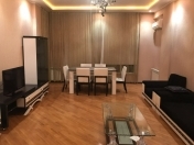 İcarəyə verilir 3 otaqlı 140 m2 yeni tikili Nəsimi r.