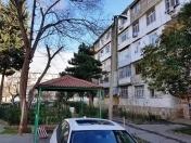 Satılır 2 otaqlı 60 m2 köhnə tikili 8 km