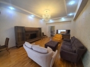 İcarəyə verilir 3 otaqlı 116 m2 yeni tikili Səbail r.