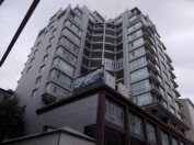 İcarəyə verilir 4 otaqlı 150 m2 yeni tikili Səbail r.