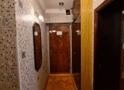 Satılır 3 otaqlı 80 m2 köhnə tikili İnşaatçılar m.