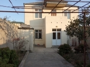 Satılır 6 otaqlı 205 m2 həyət evi Xırdalan