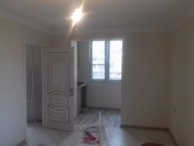Satılır 2 otaqlı 39 m2 köhnə tikili İnşaatçılar m.