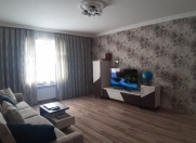 Satılır 8 otaqlı 220 m2 həyət evi Badamdar