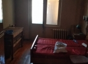 Satılır 2 otaqlı 56 m2 köhnə tikili İnşaatçılar m.