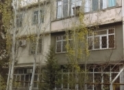 Satılır 3 otaqlı 85 m2 köhnə tikili İnşaatçılar m.