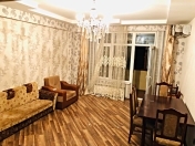 Satılır 2 otaqlı 70 m2 yeni tikili Neftçilər m.