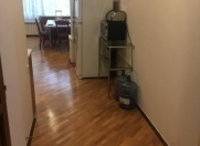 Satılır 3 otaqlı 80 m2 köhnə tikili Yasamal r.