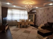 Satılır 3 otaqlı 130 m2 yeni tikili Əhmədli m.
