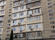 Satılır 4 otaqlı 105 m2 köhnə tikili İnşaatçılar m.