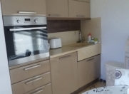 Satılır 3 otaqlı 75 m2 köhnə tikili Yasamal r.