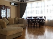 Satılır 5 otaqlı 190 m2 yeni tikili 28 Mall