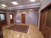 Satılır 4 otaqlı 144 m2 yeni tikili Qələbə dairəsi