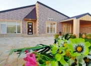 Satılır 4 otaqlı 120 m2 bağ evi Mərdəkan