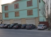 İcarəyə verilir 12 otaqlı 957 m2 ofis Xalqlar Dostluğu m.