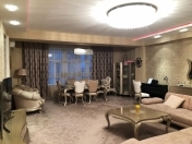 Satılır 5 otaqlı 210 m2 yeni tikili 28 Mall