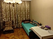 Satılır 2 otaqlı 50 m2 köhnə tikili Ayna Sultanova heykəli